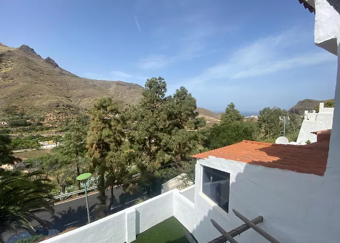 La Rama Del Drago, Agaete * San Pedro (Gran Canaria)