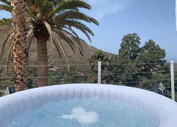 La Rama Del Drago, Agaete Villa San Pedro (Gran Canaria)